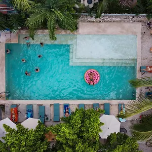 3* Pensjonat Che Nomadas Merida Hostel Adults Only